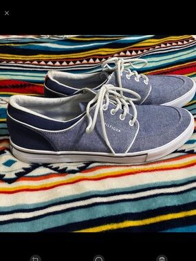 Tommy Hilfiger Blue Canvas Sneakers LaceUp Casual Shoes Men’s Size 12 Light